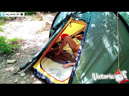 ❤️ ຖ່າຍໃນກ້ອງຖ່າຍຮູບ Passionate jerk off Stranger in a tent ️❌ ໜັງໂປ້ພາສາລັດເຊຍ ຢູ່ພວກເຮົາ ☑
