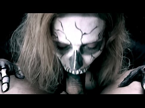 ❤️ ສາວ Demon ດູດ cock ກັບປາກສີດໍາຂອງນາງແລະກືນ cum. ️❌ ໜັງໂປ້ພາສາລັດເຊຍ ຢູ່ພວກເຮົາ ☑